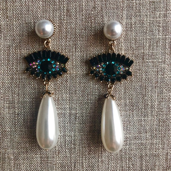 Tres Femmes earrings. - Picture 4 of 4